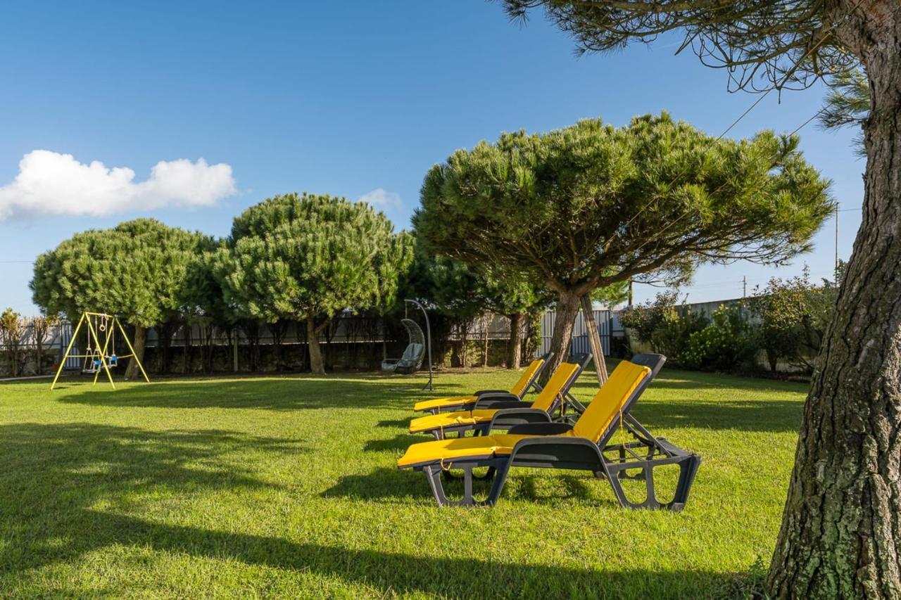 Beachfront Villa In Esposende Exteriör bild